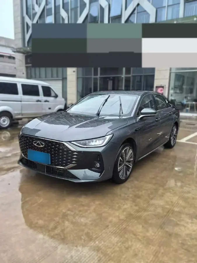 2025 Chery Arrizo 8 Pro 1.6T 197HP L4 7DCT