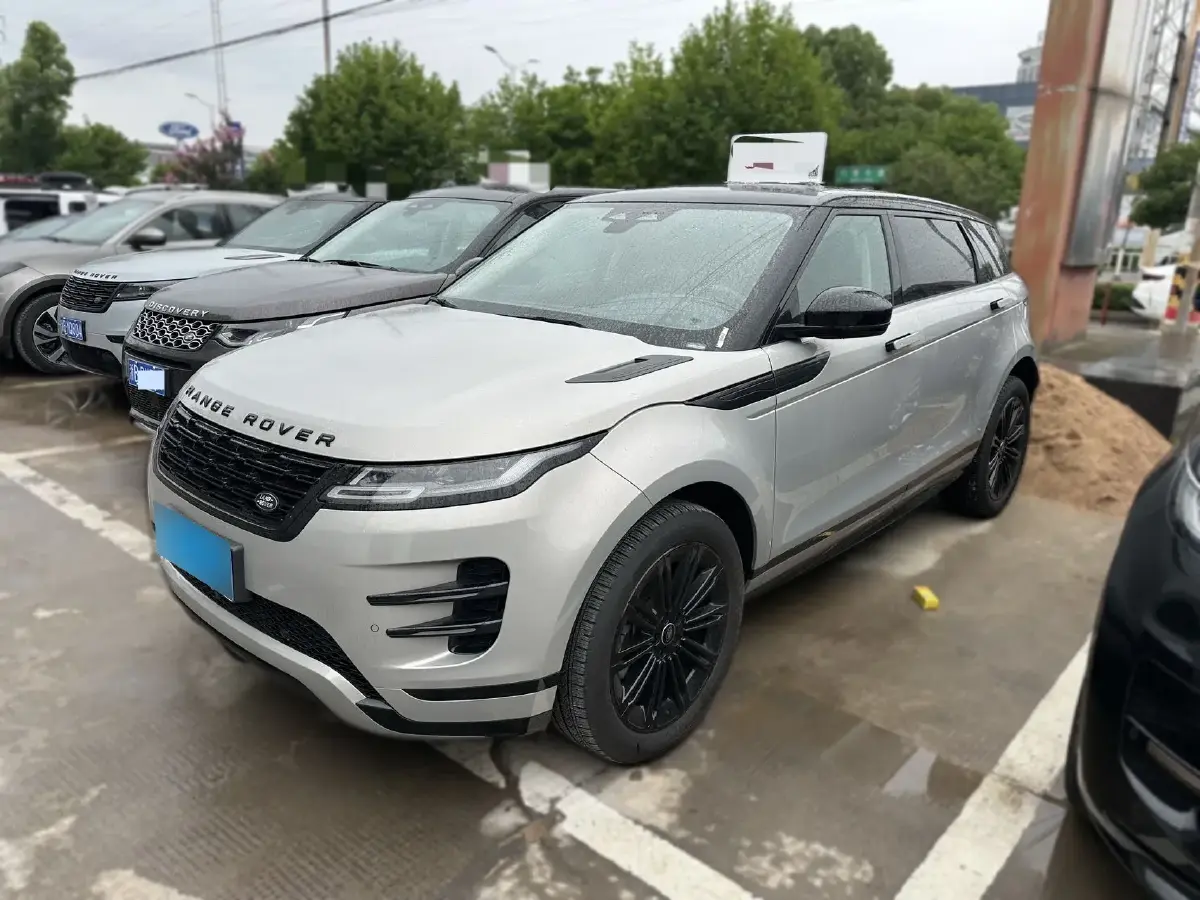 2024 Land Rover Range Rover Evoque 2.0T 249HP L4 9AT