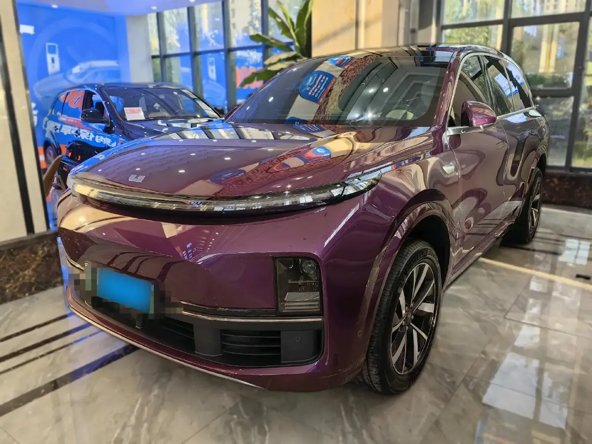 2023 Li L8 Range Extended 154HP REEV 40.9KWH