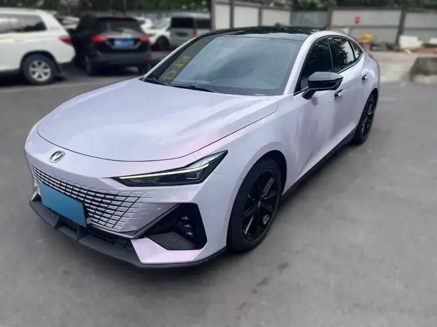 2022 ChangAn UNI-V 1.5T 188HP L4 7DCT