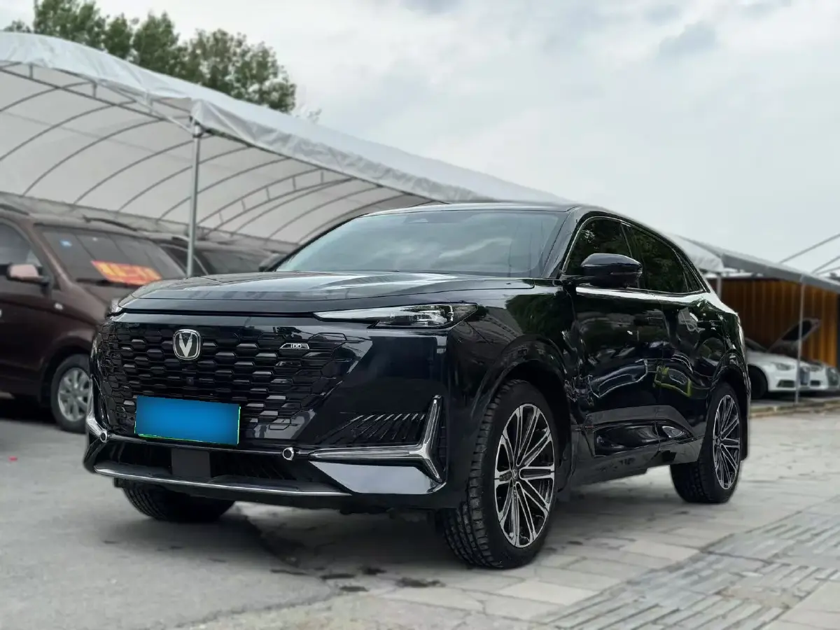 2023 ChangAn UNI-K iDD 1.5T 170HP L4 6TCT PHEV 28.39KWH
