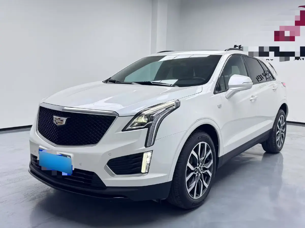 2022 Cadillac XT5 2.0T 237HP L4 9AT