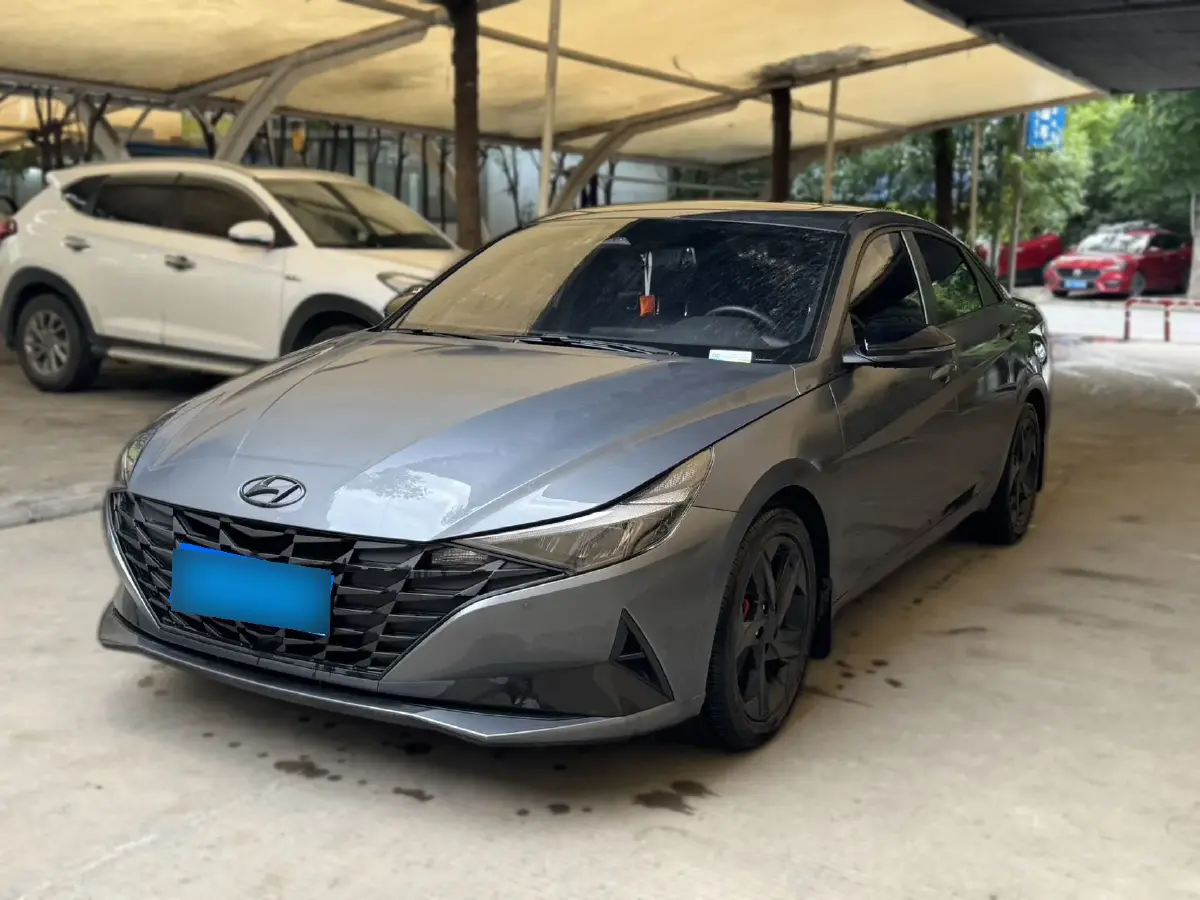 2022 Hyundai Elantra 1.5L 115HP L4 CVT