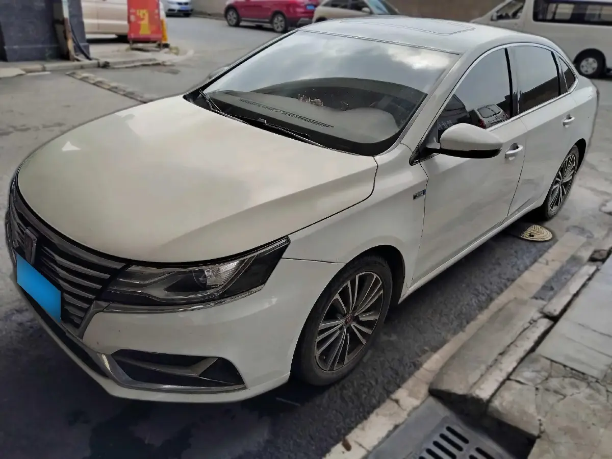 2020 Roewe i6 1.6L 125HP L4 CVT