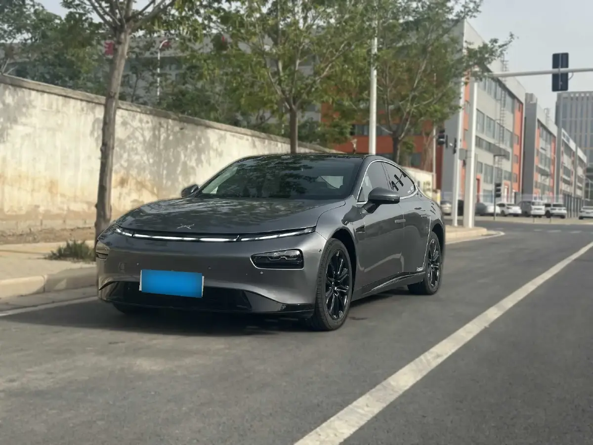 2022 Xpeng P7 BEV 60.2KWH