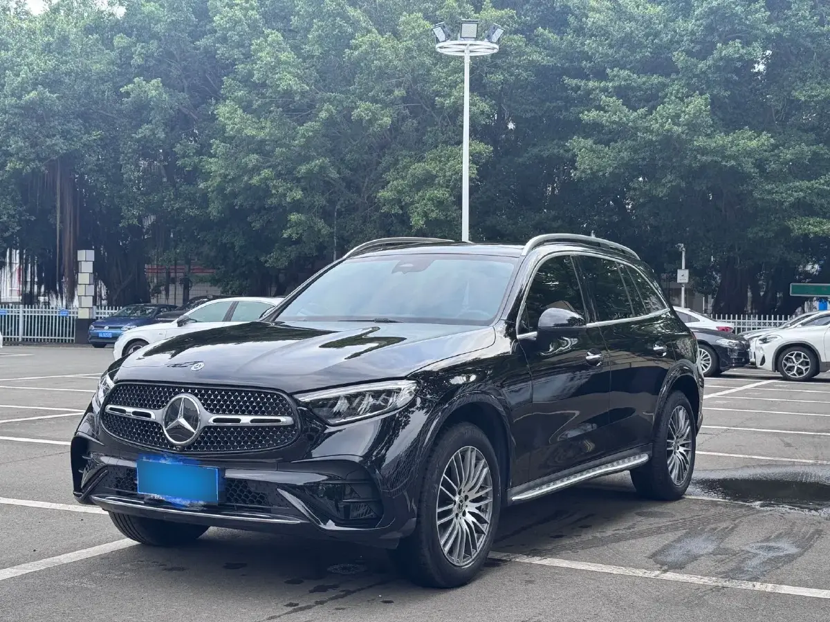 2023 Mercedes-Benz GLC Class 2.0T 258HP L4 9AT