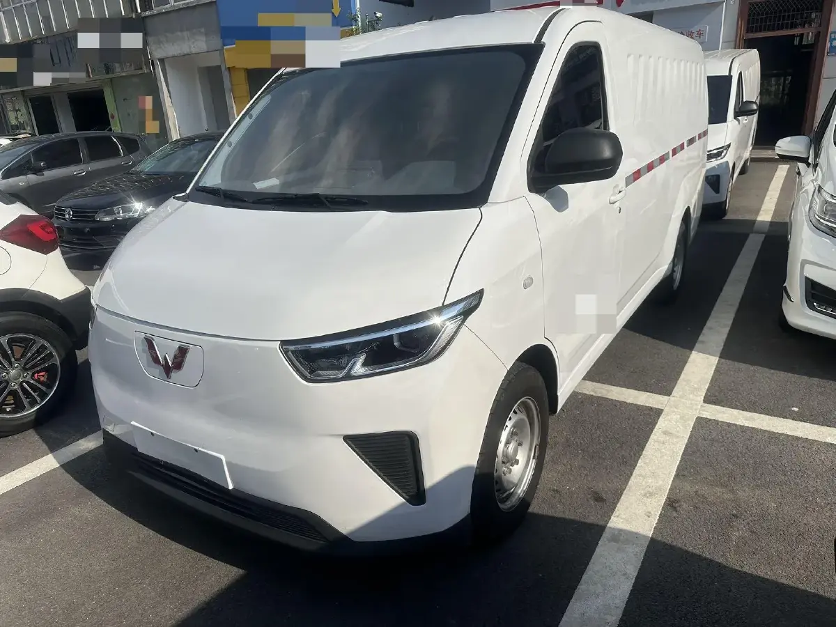 2024 WuLing YangGuang BEV 41.9KWH