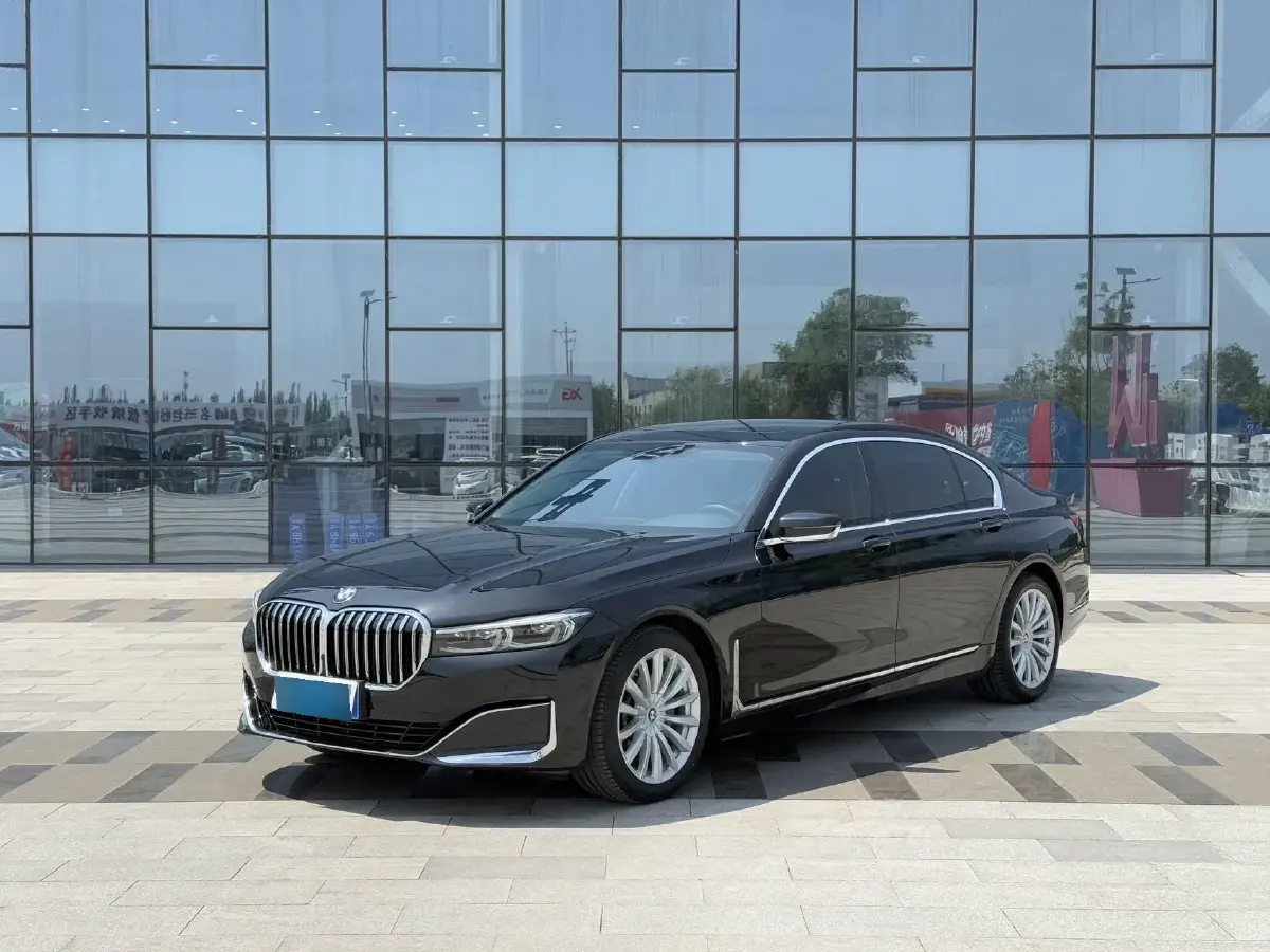 2021 BMW 7 Series 2.0T 265HP L4 8AT
