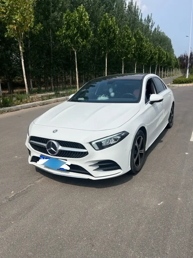 2022 Mercedes-Benz A Class 1.3T 163HP L4 7DCT