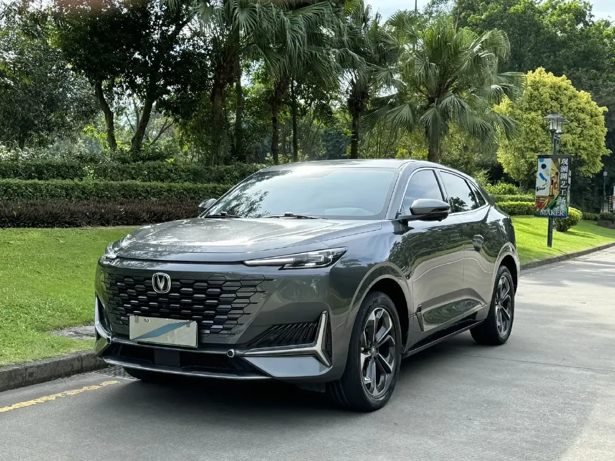 2022 ChangAn UNI-K iDD 1.5T 170HP L4 6TCT PHEV 30.74KWH