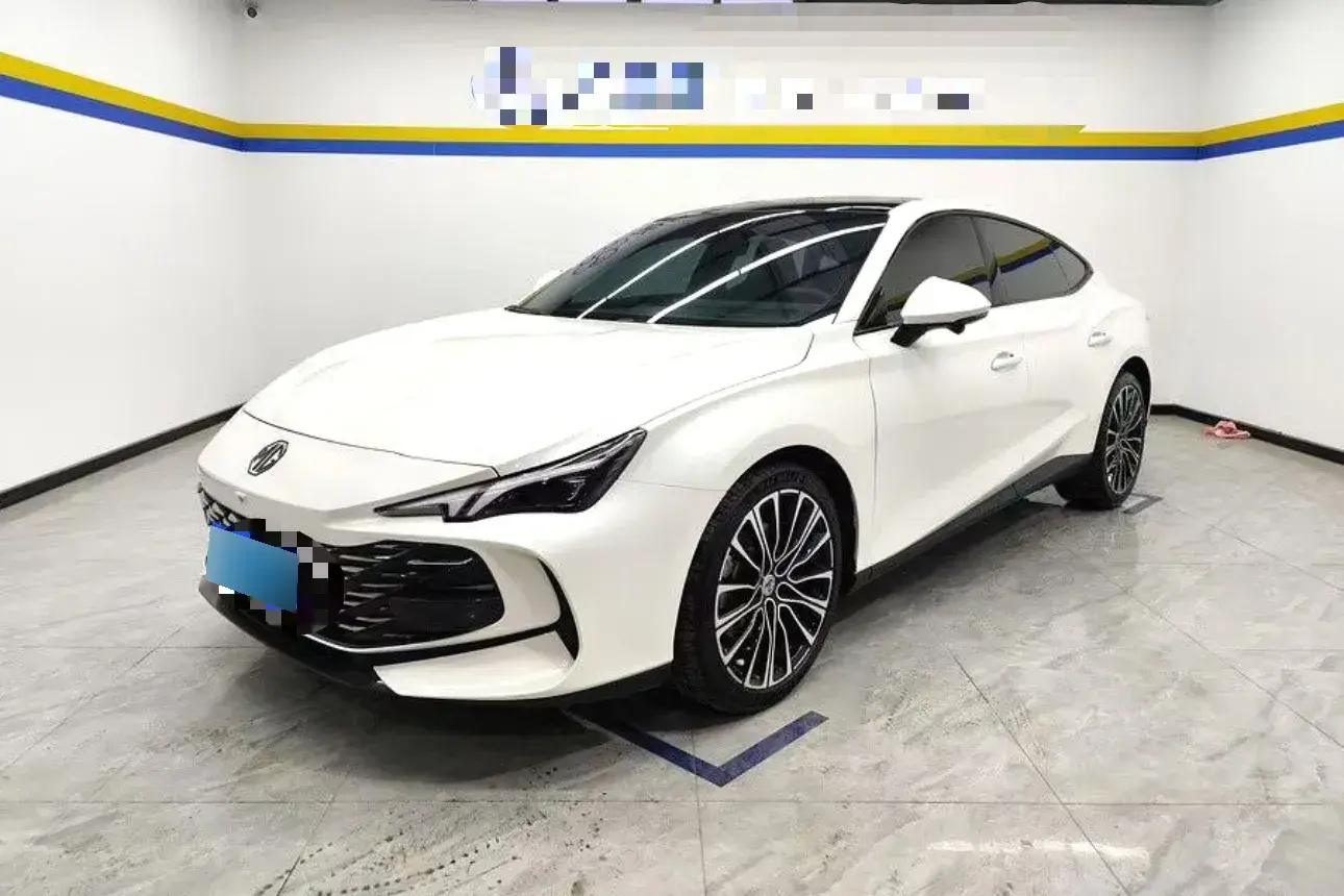 2023 MG 7 2.0T 261HP L4 9AT