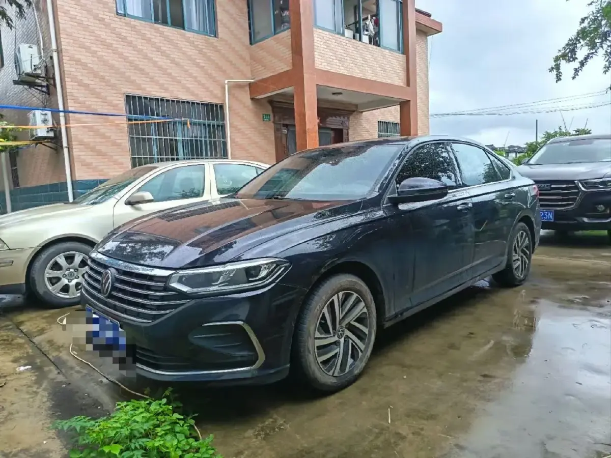 2023 Volkswagen Lavida 1.5L 113HP L4 6AT