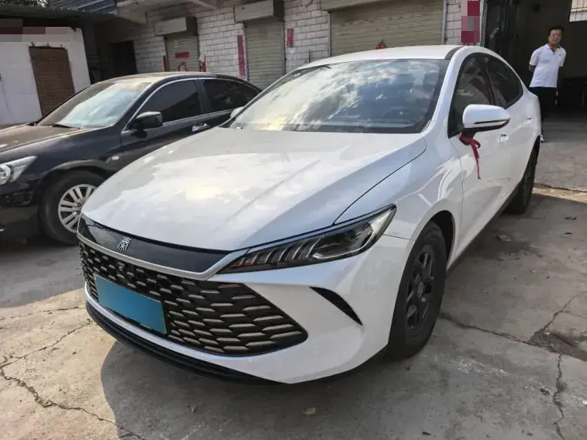 2025 BYD Qin Plus 1.5L 101HP L4 E-CVT PHEV 7.68KWH