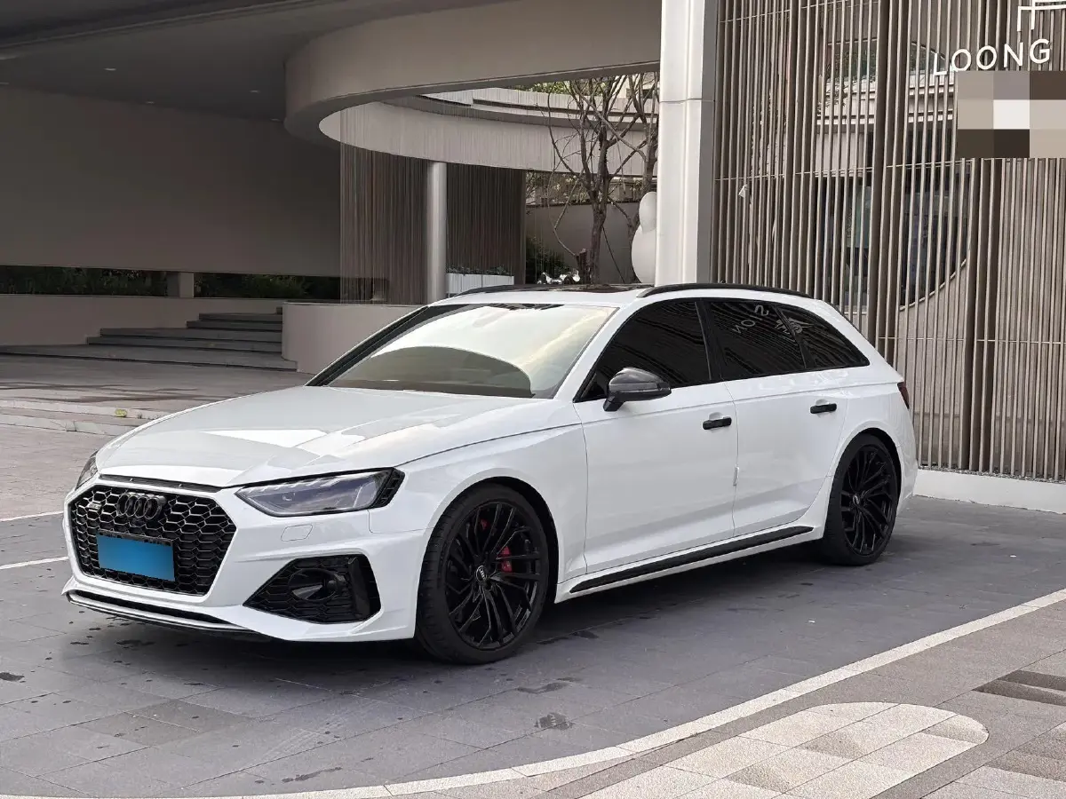 2021 Audi RS 4 2.9T 450HP V6 8AT