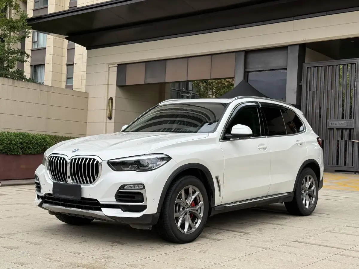 2021 BMW X5 3.0T 340HP L6 8AT