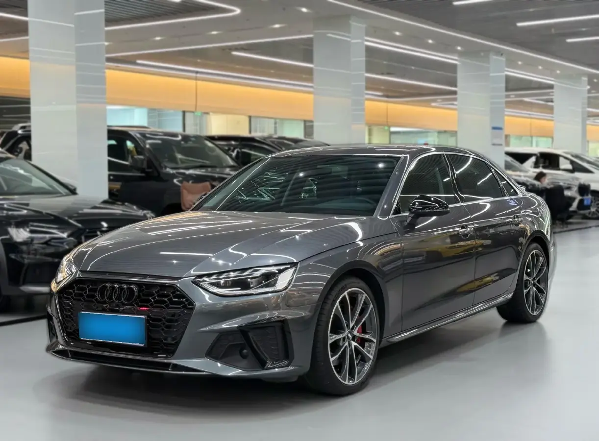 2020 Audi A4L 2.0T 252HP L4 7DCT