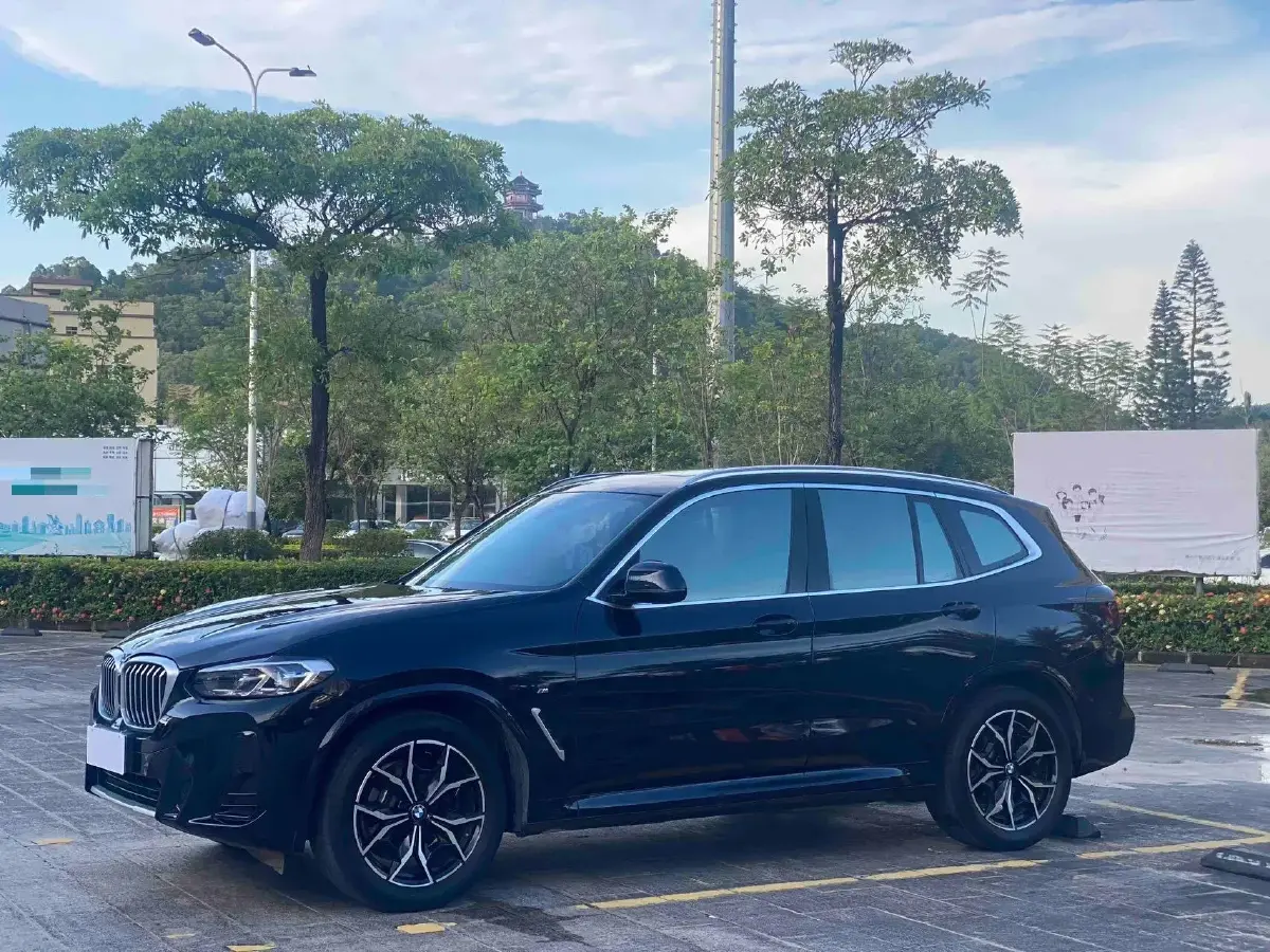 2022 BMW X3 2.0T 184HP L4 8AT