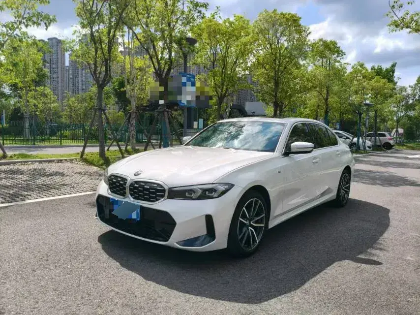 2024 BMW 3 Series 2.0T 184HP L4 8AT