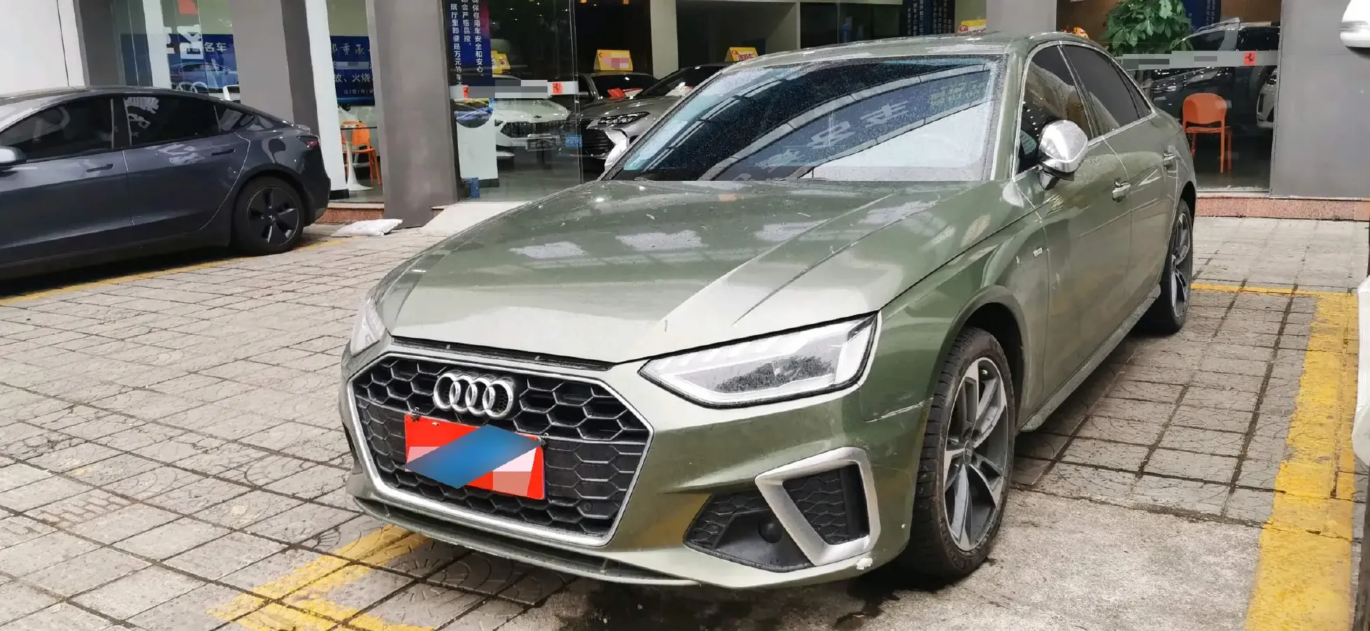 2022 Audi A4L 2.0T 190HP L4 7DCT