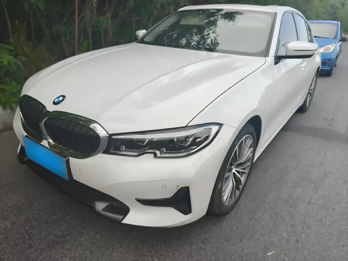 2022 BMW 3 Series 2.0T 156HP L4 8AT