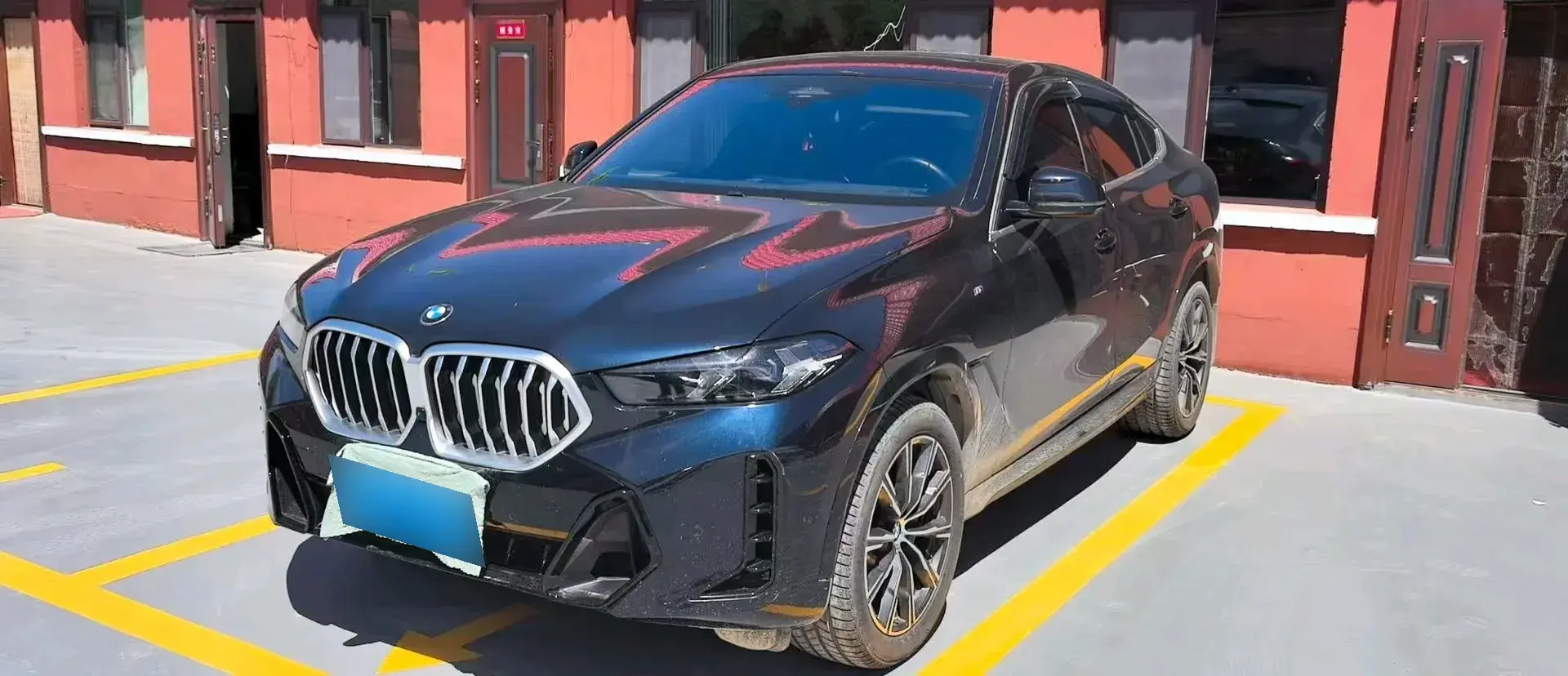 2023 BMW X6 2.0T 258HP L4 8AT