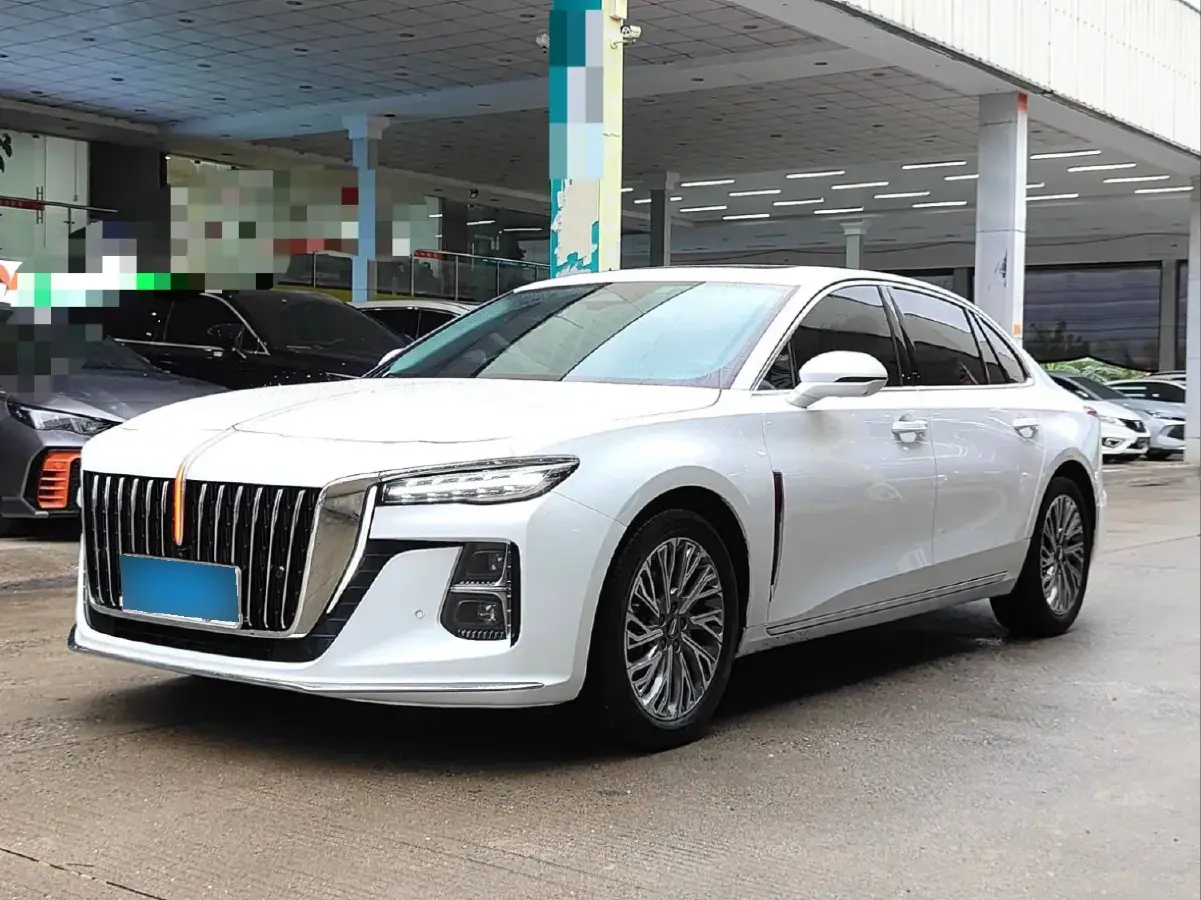 2023 HongQi H5 2.0T 224HP L4 8AT