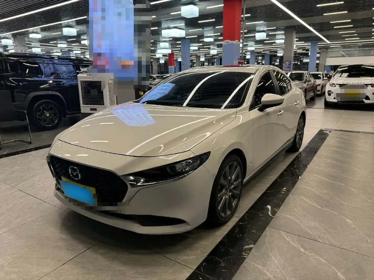 2022 Mazda 3 Axela 2.0L 158HP L4 6AT
