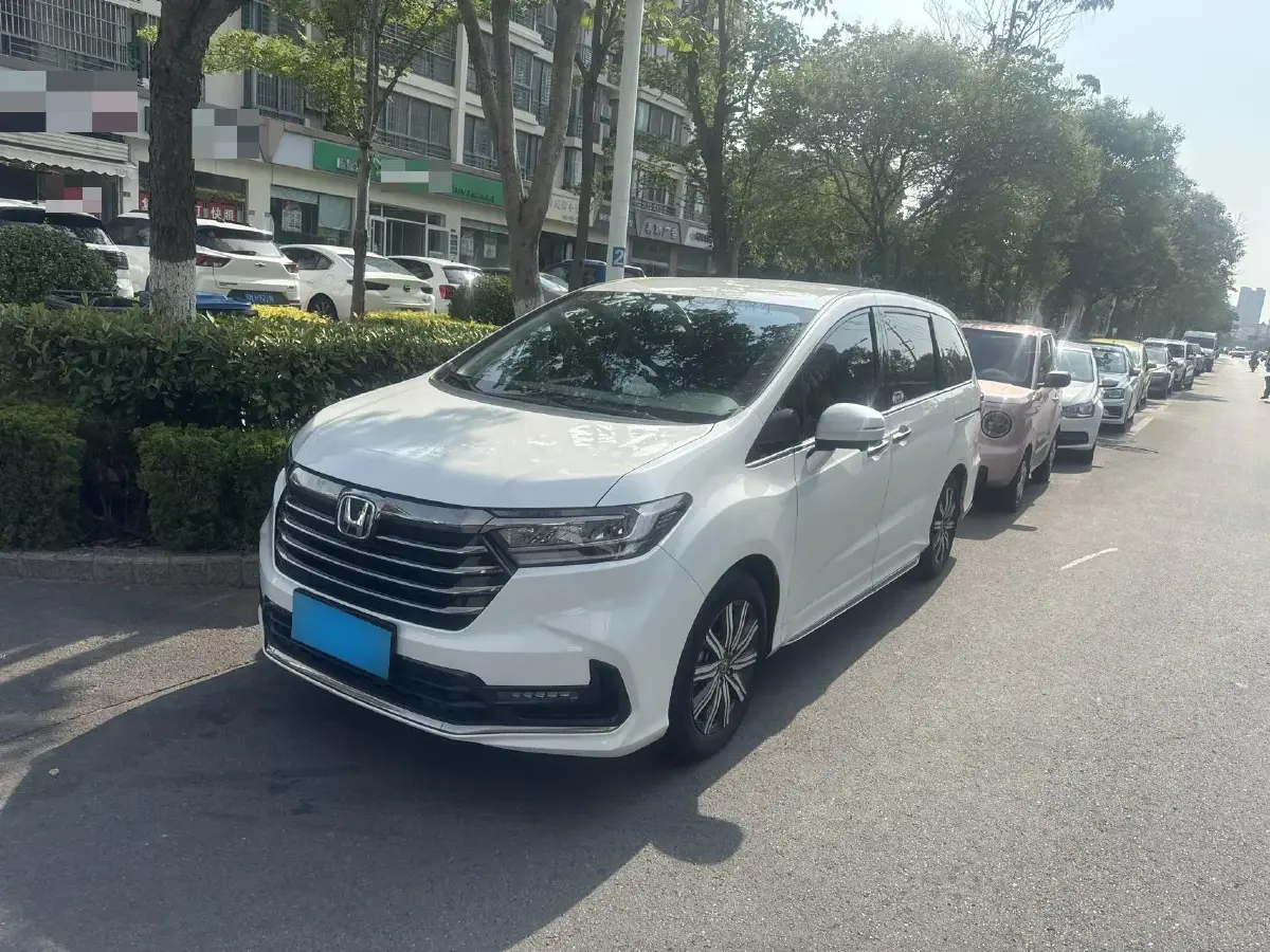 2022 Honda Odyssey 2.0L 146HP L4 E-CVT Hybrid