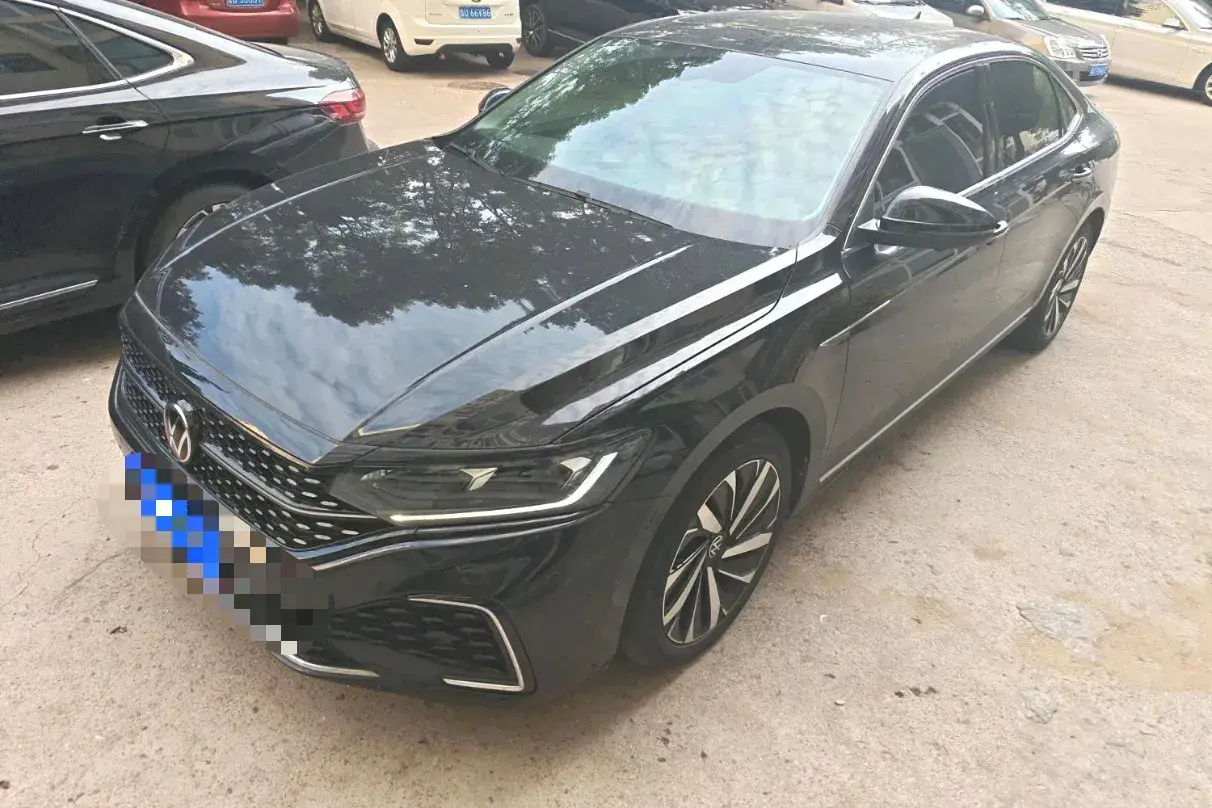 2022 Volkswagen Passat 2.0T 186HP L4 7DCT