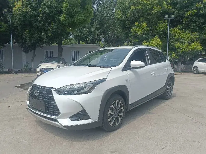 2022 Toyota Yaris L 1.5L 112HP L4 CVT