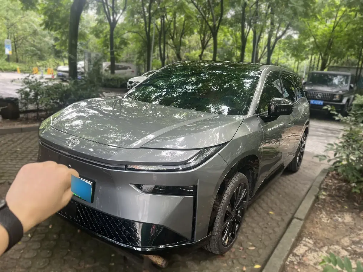 2025 Toyota BZ3X BEV 58.37KWH