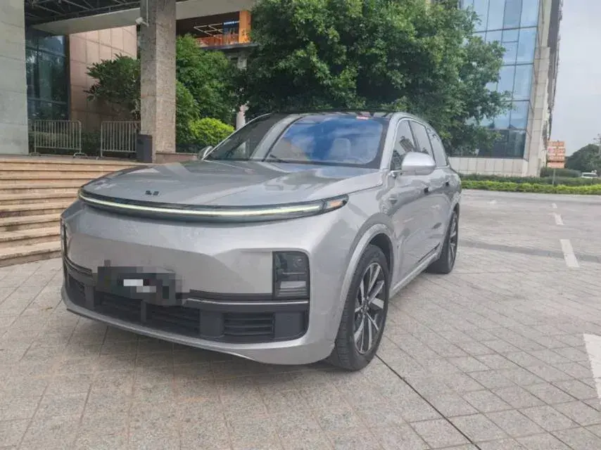 2023 Li L8 Range Extended 154HP REEV 40.9KWH