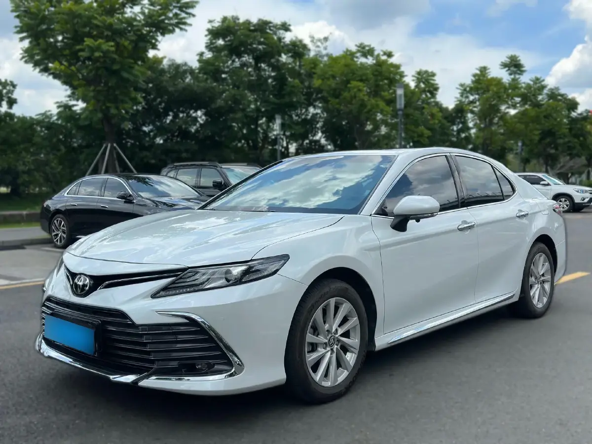 2023 Toyota Camry 2.0L 177HP L4 CVT