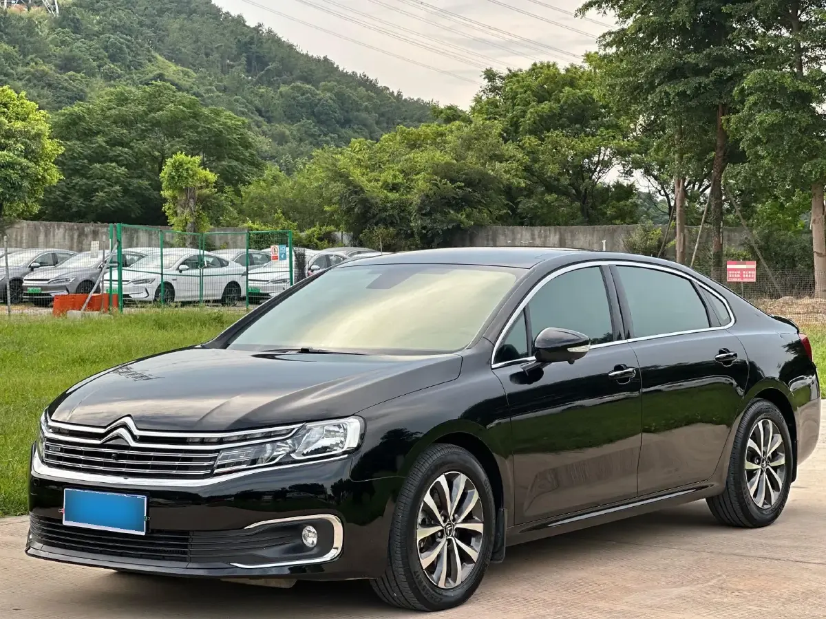 2021 Citroen C6 1.8T 211HP L4 8AT