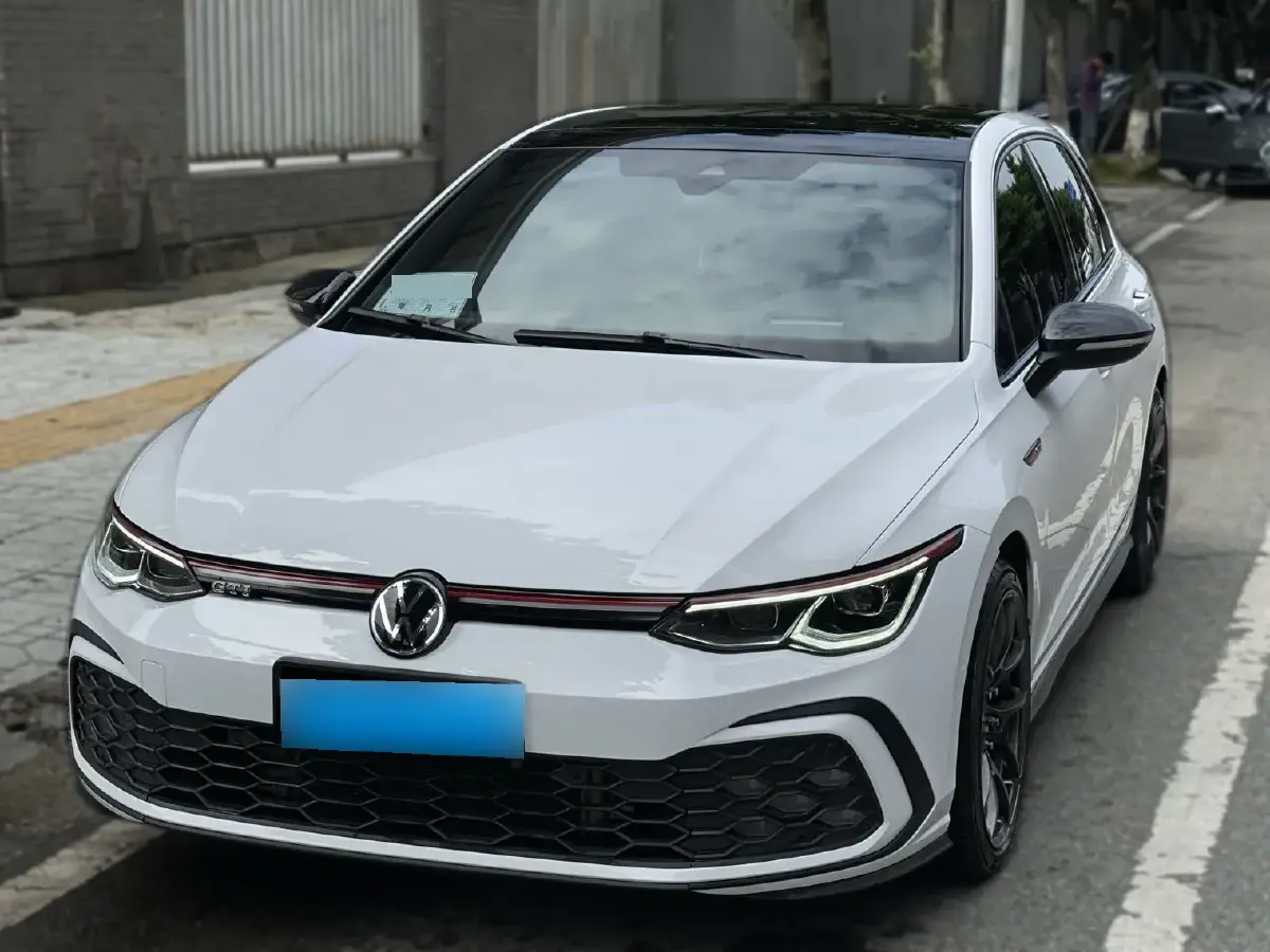 2021 Volkswagen GolfGTI 2.0T 220HP L4 7DCT