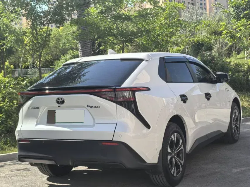 2024 Toyota BZ4X BEV 66.7KWH,autocango,china used car exporter,china ev exporter,chinese used car exporter,chinese used ev exporter