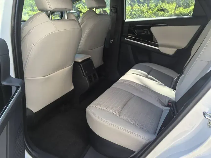 2024 Toyota BZ4X BEV 66.7KWH,autocango,china used car exporter,china ev exporter,chinese used car exporter,chinese used ev exporter