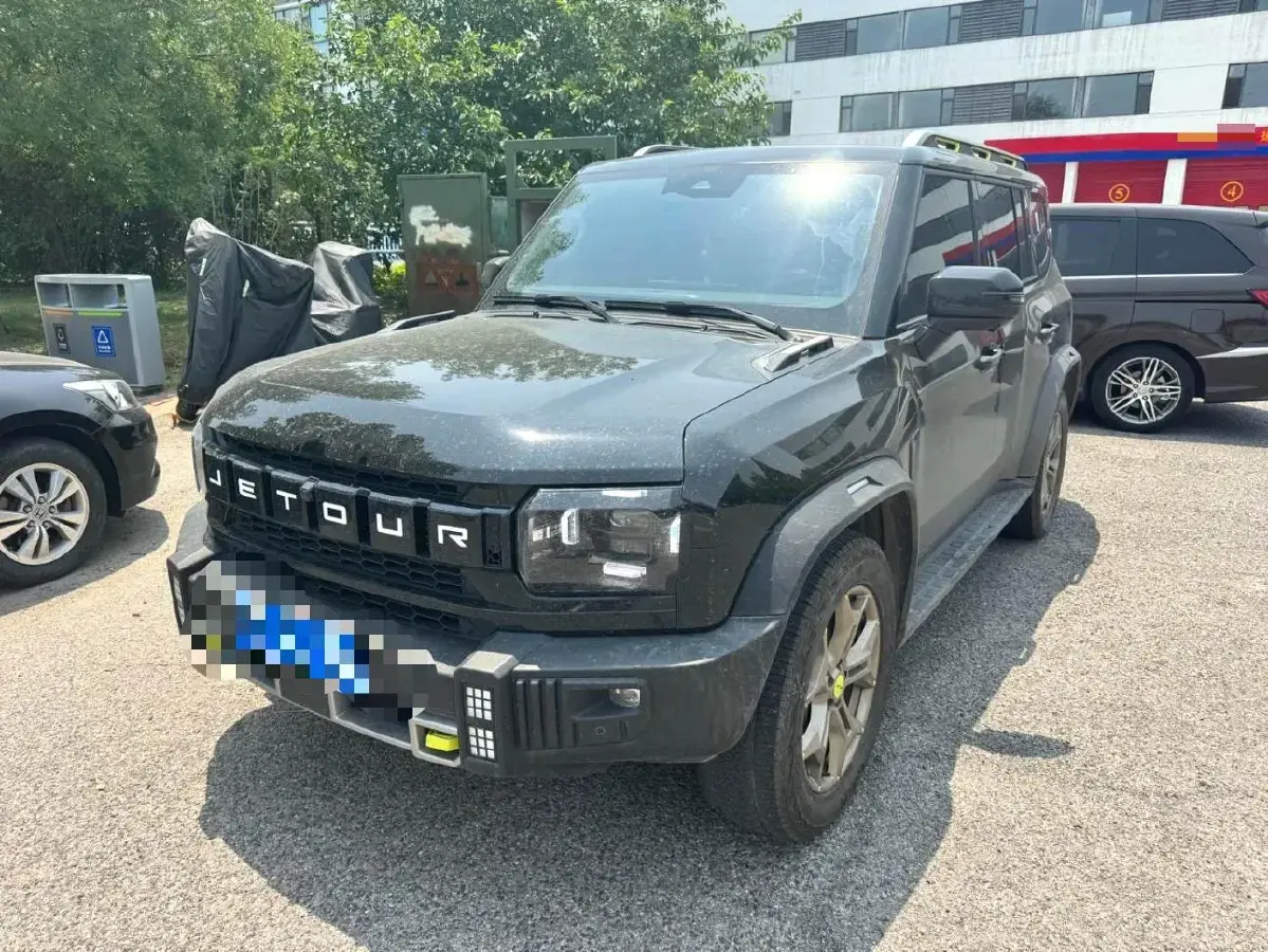 2023 Jetour Traveller 2.0T 254HP L4 8AT