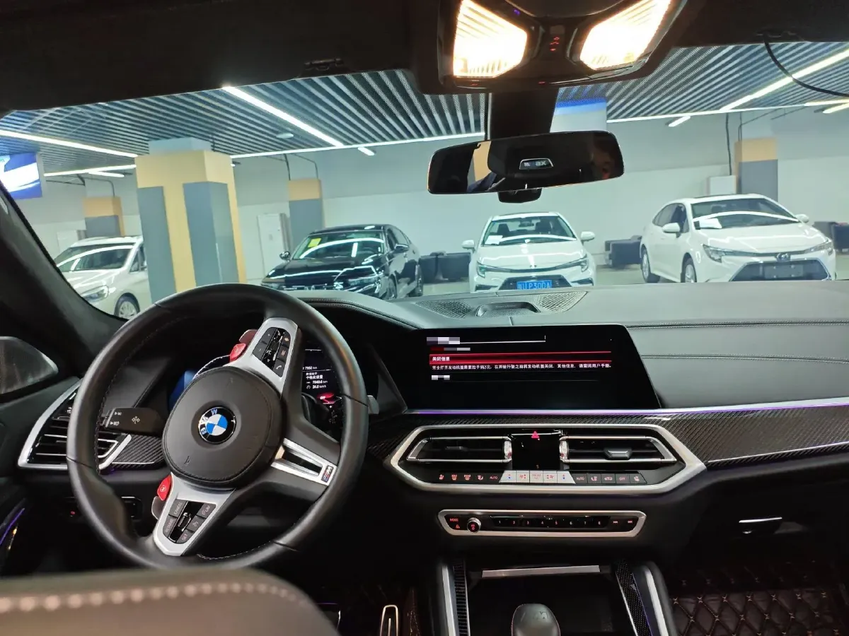 2022 BMW X6 M 4.4T 600HP V8 8AT,autocango,china used car exporter,china ev exporter,chinese used car exporter,chinese used ev exporter