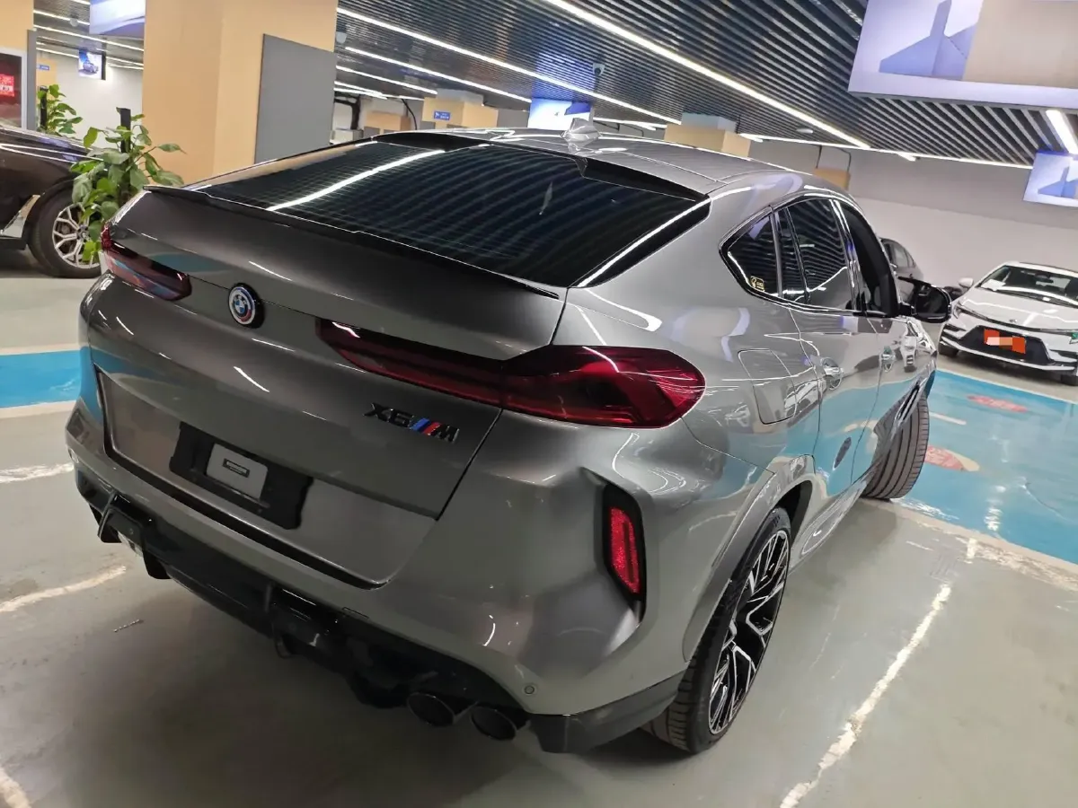 2022 BMW X6 M 4.4T 600HP V8 8AT,autocango,china used car exporter,china ev exporter,chinese used car exporter,chinese used ev exporter