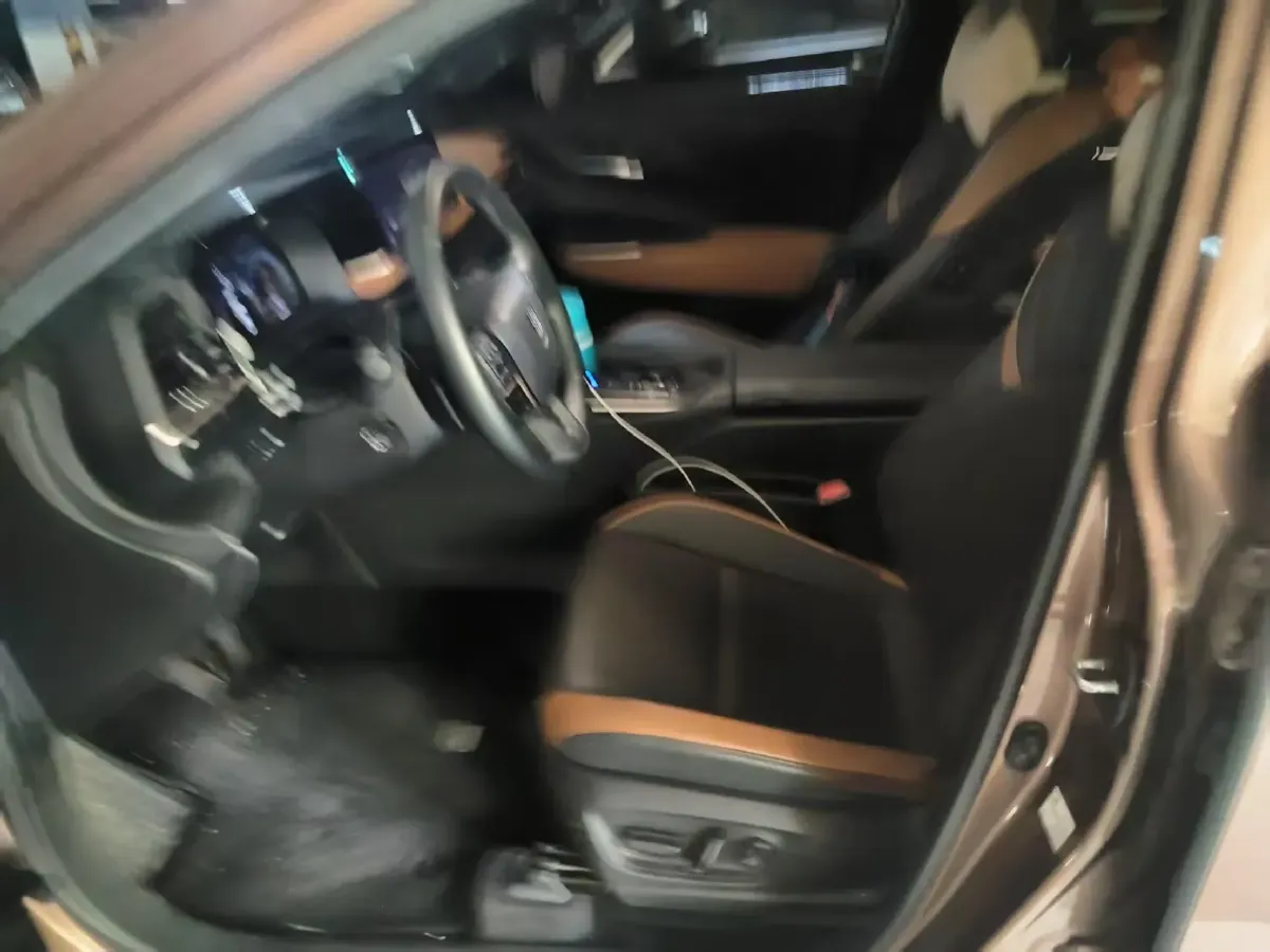 2023 Toyota CrownSportCross 2.4T 269HP L4 6AT Hybrid,autocango,china used car exporter,china ev exporter,chinese used car exporter,chinese used ev exporter