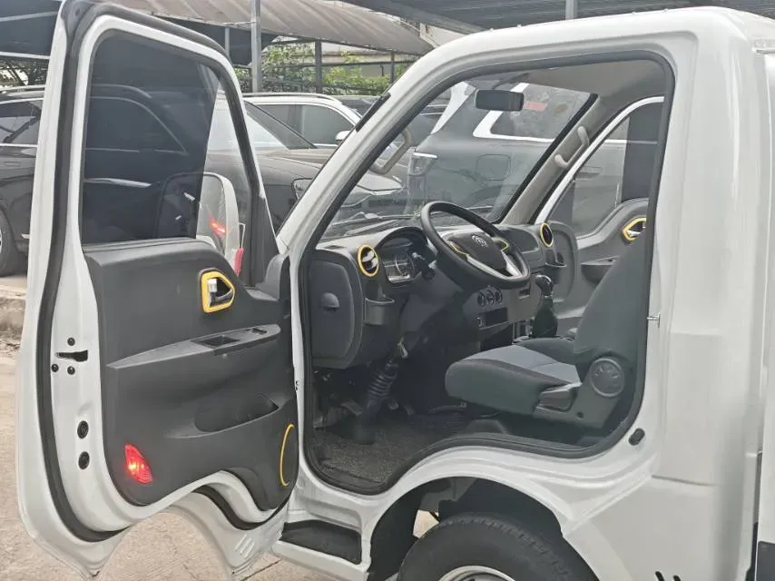 2023 WuLing RongGuang Mini Truck EV BEV 41.5KWH,autocango,china used car exporter,china ev exporter,chinese used car exporter,chinese used ev exporter