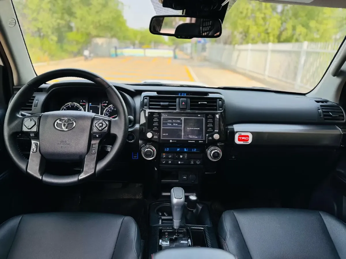 2020 Toyota Yaris 1.6T 261HP L3 6MT,autocango,china used car exporter,china ev exporter,chinese used car exporter,chinese used ev exporter