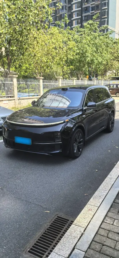 2022 Li L9 Range Extended 154HP REEV 42.6KWH