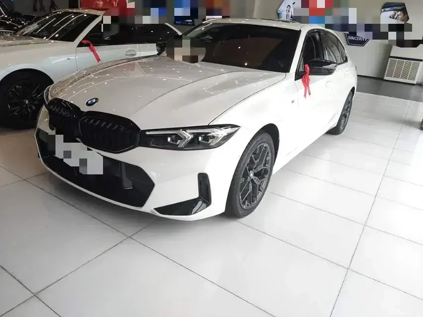 2025 BMW 3 Series 2.0T 245HP L4 8AT