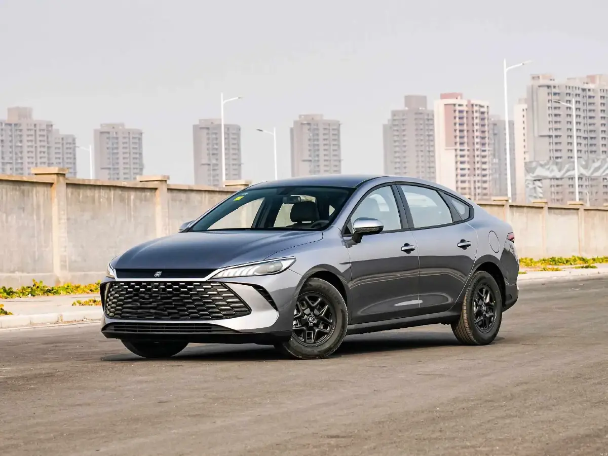 2025 BYD Qin Plus 1.5L 101HP L4 E-CVT PHEV 7.68KWH