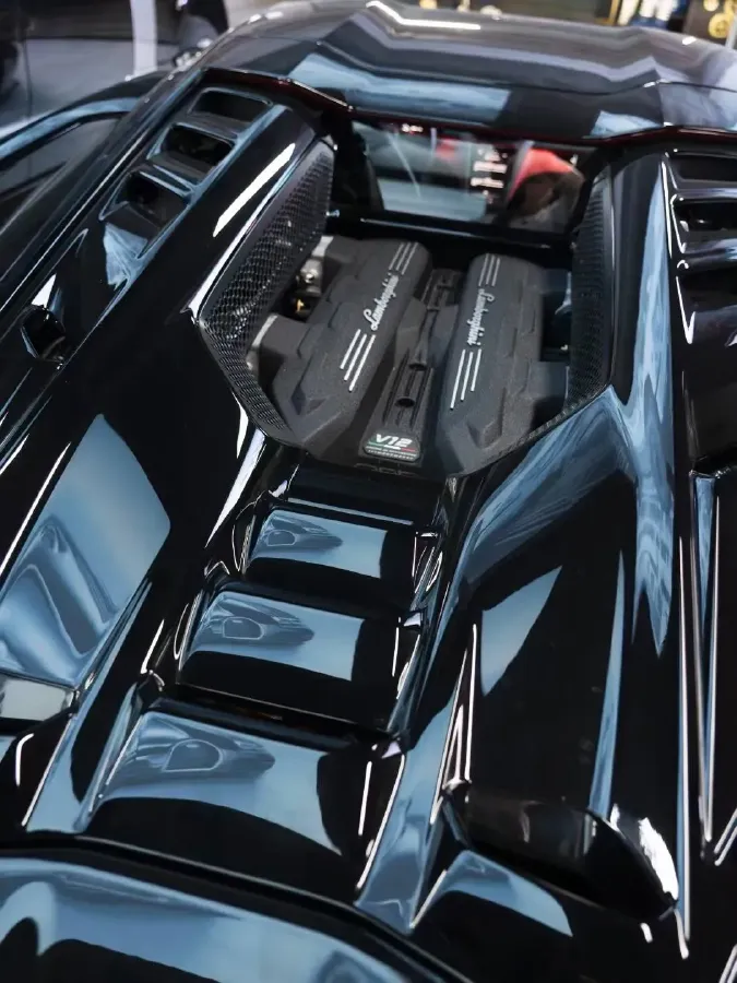 2023 Lamborghini Revuelto 6.5L 826HP V12 8DCT PHEV 3.8KWH,autocango,china used car exporter,china ev exporter,chinese used car exporter,chinese used ev exporter