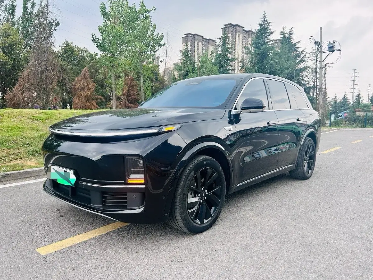 2023 Li L8 Range Extended 154HP REEV 40.9KWH