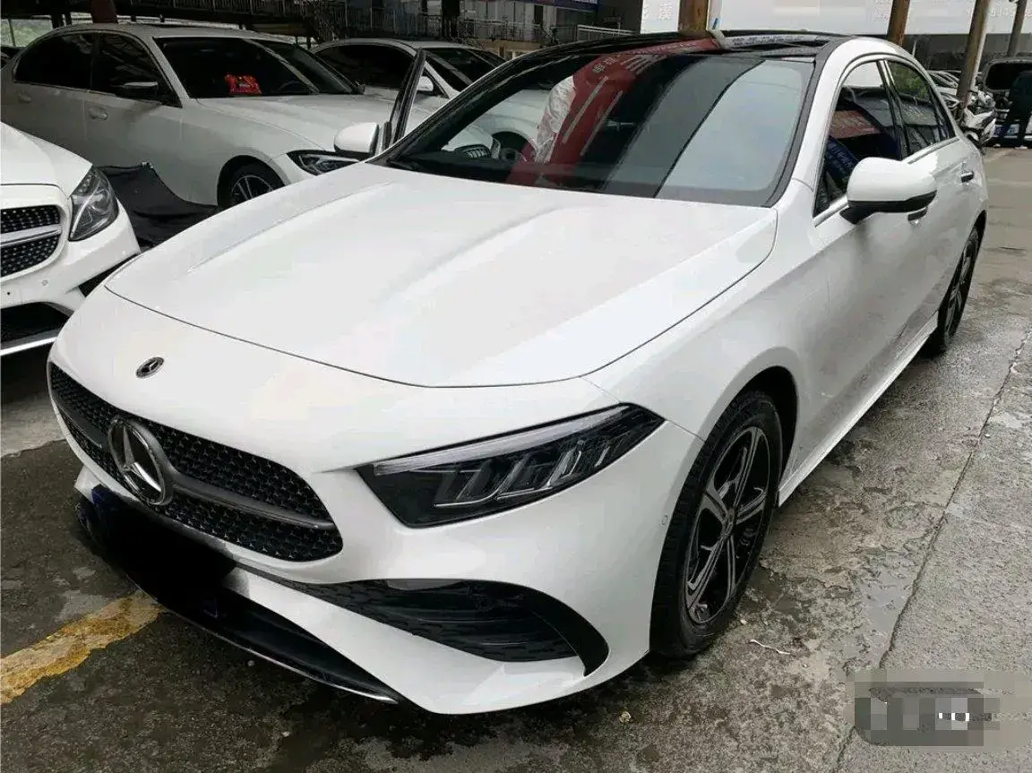 2024 Mercedes-Benz A Class 1.3T 163HP L4 7DCT