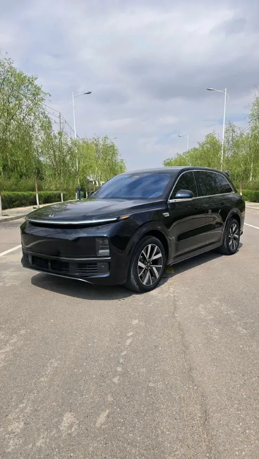 2023 Li L8 Range Extended 154HP REEV 40.9KWH